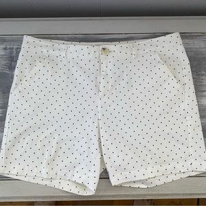 Dockers white w navy blue polka dots shorts size 14